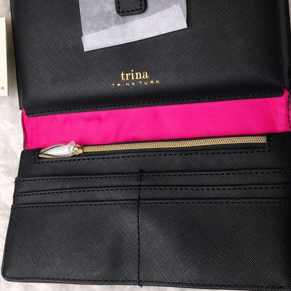 Trina Turk Pretty Flower Mini Phone-Case Crossbody - Picture 8 of 14